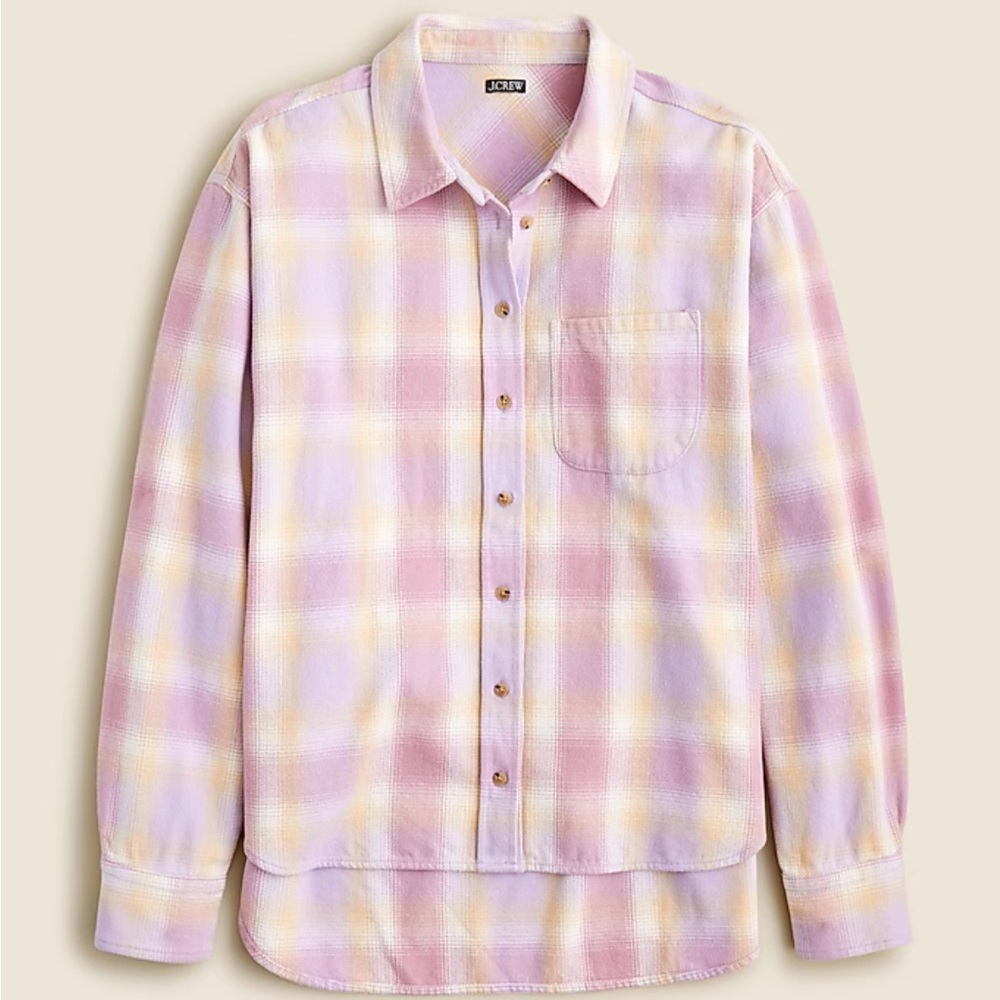 JCrew - Relaxed button-up shirt in plaid